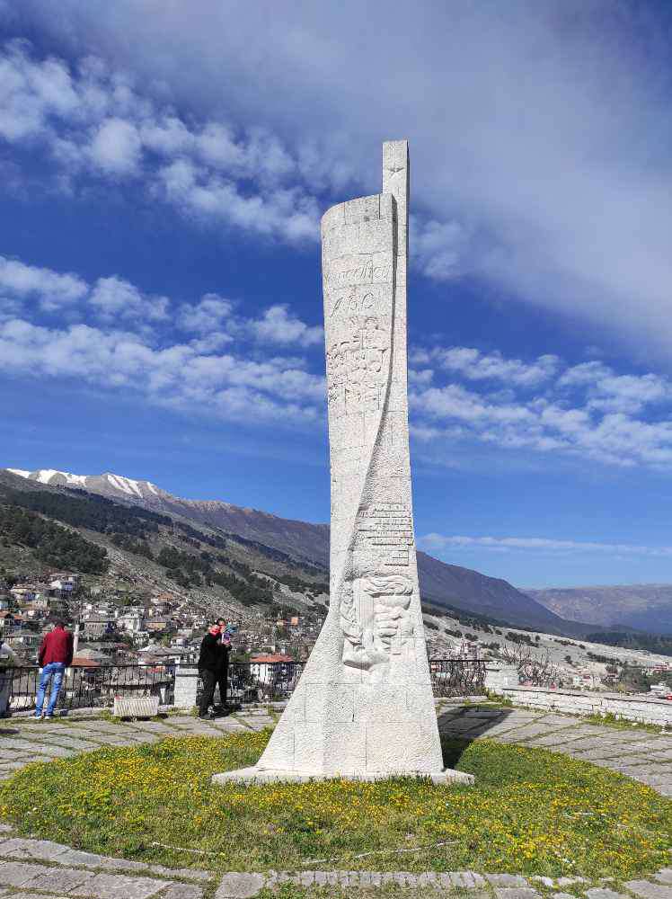 Gjirokaster, Gjirokastër Obelisk