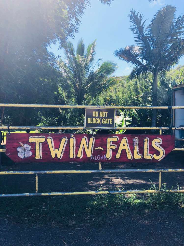 Ha‘ikū, Twin Falls